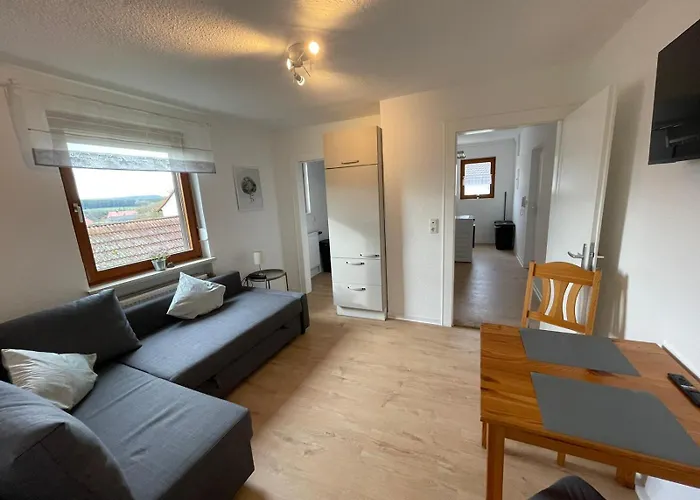 Hometonight Workers - In Appartement *