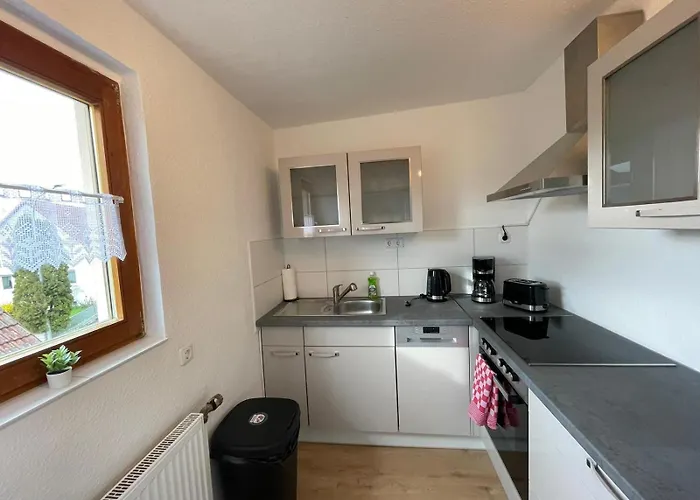 Hometonight Workers - In Appartement